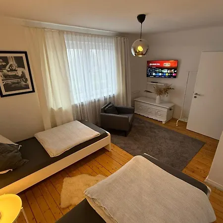 Geraeumige Wohnfuehloase Mit 3 Schlafzimmern * غاربسن